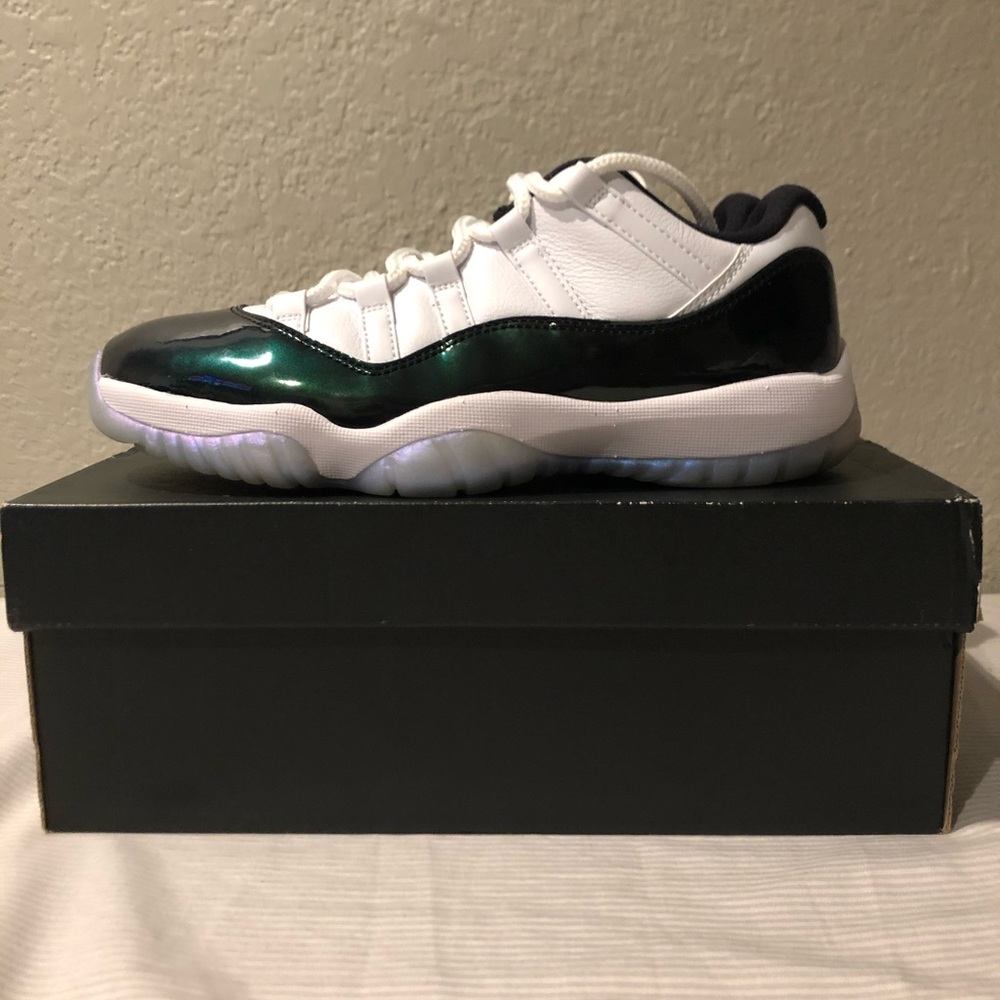 Jordan retro 11 size 8